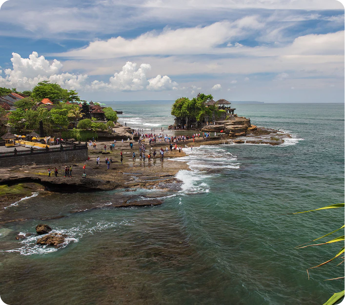 Tanah Lot temple on the Bali coast
